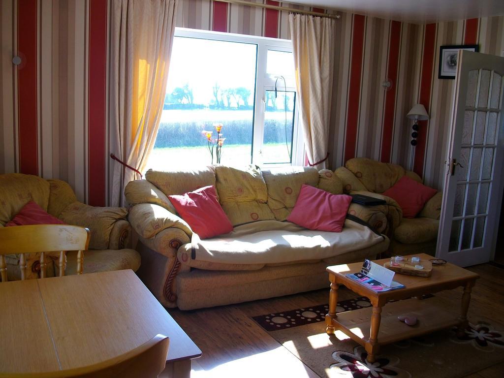 Clonmacnoise B&B Exterior foto